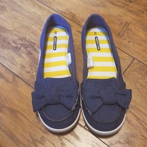 Adorable denim flats